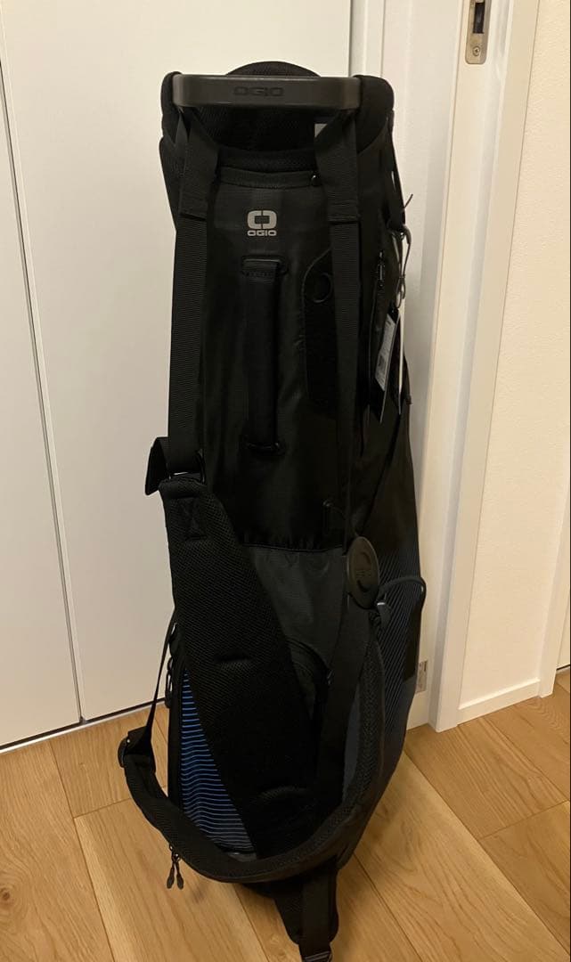 新品未使用 キャロウェイ オジオSHADOW スタンド キャディバッグ フード付