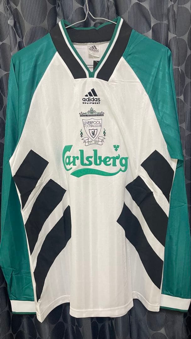 adidas リバプールFC ロングスリーブシャツレプリカ