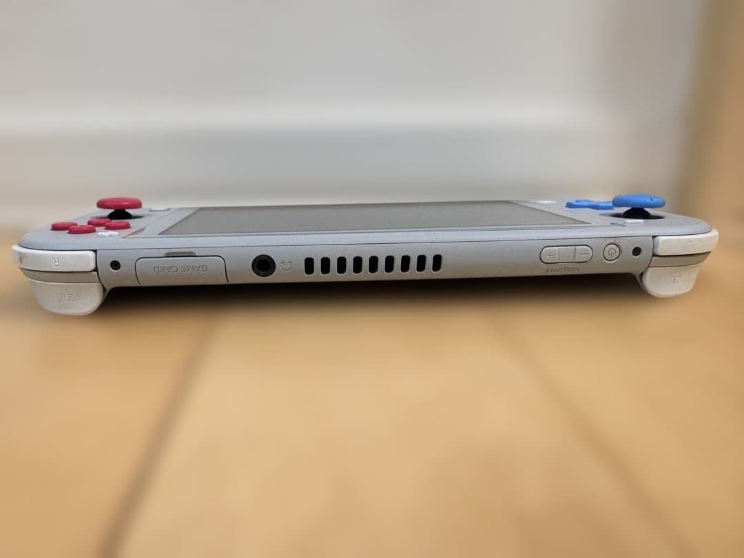 NintendoSwitch Lite ザシアン・ザマゼンタ　ソフト付