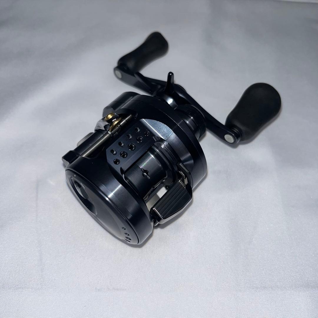 シマノ 24 カルカッタコンクエスト シャローエディション 30HG 付属品完備