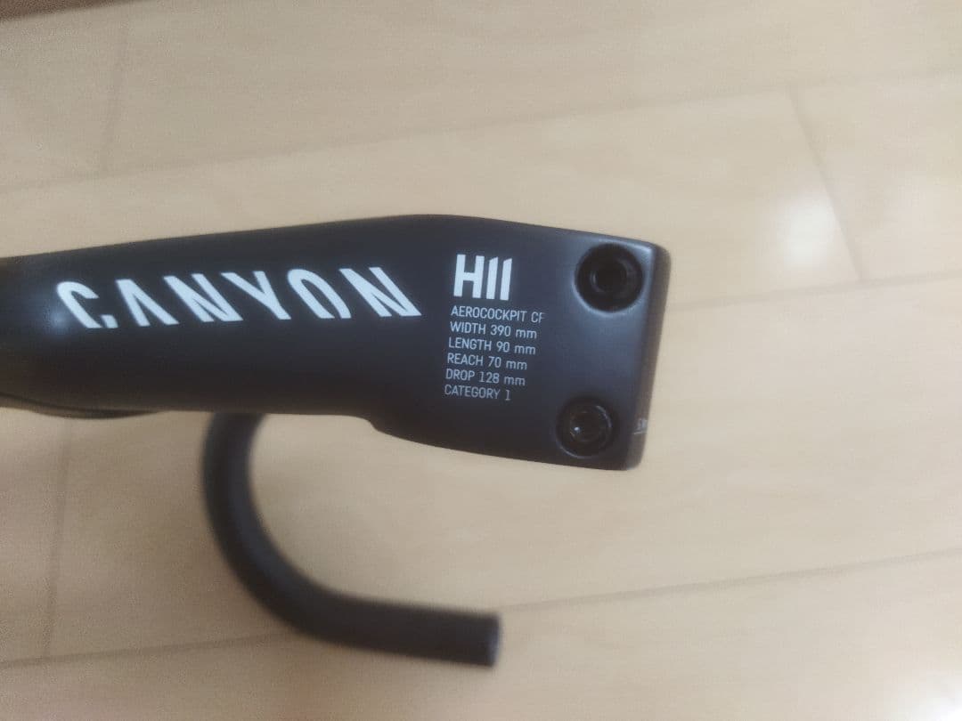 CANYON H11 AEROCOCKPIT CF 90mm 一体型ハンドル