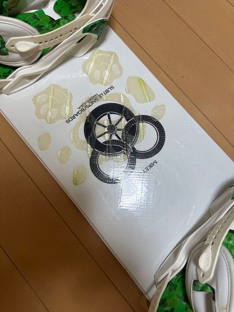 Subtle スノーボード 153cm Salomonビンディング S/Mセット