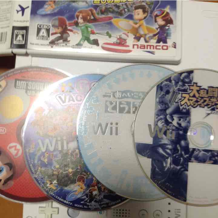 Wii本体  ソフト4本セット