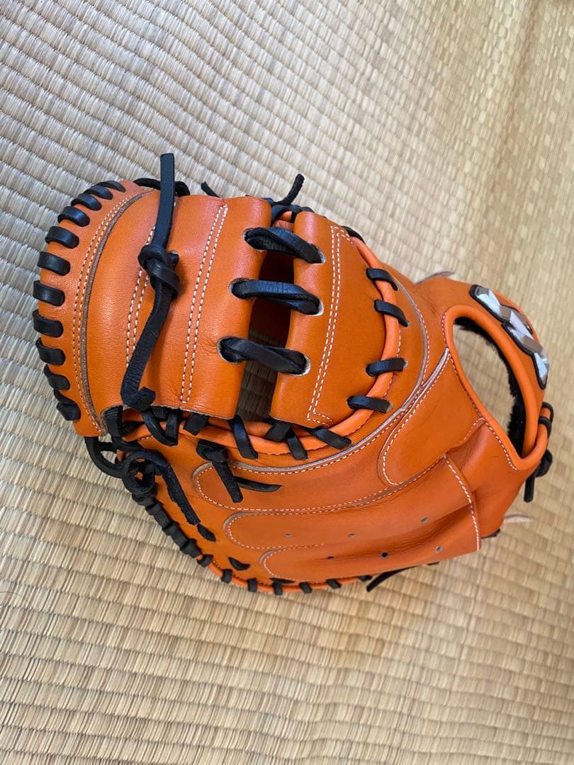 ハタケヤマ 軟式ミット 40周年限定品