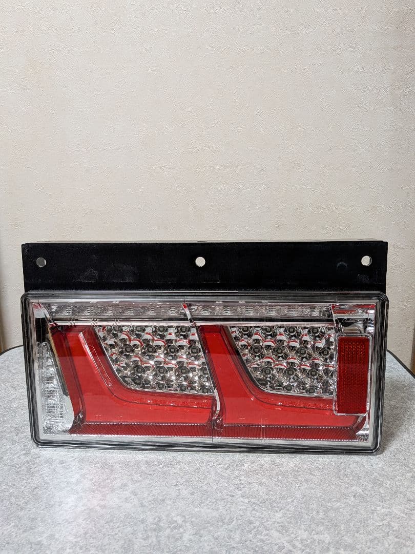 小糸製作所 LED テールランプ 2連 ノーマルターン
