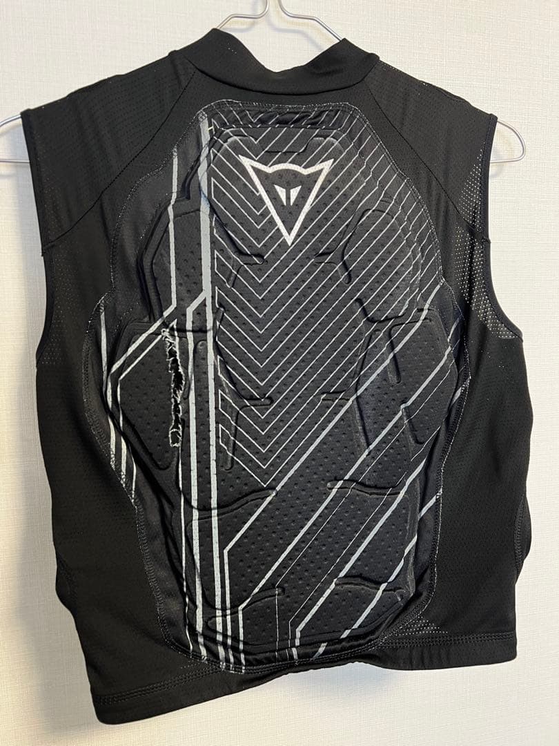 ②ダイネーゼ　プロテクター　ベスト　Mサイズ