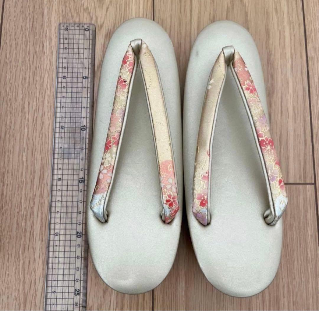 【最終値下げ！】成人式バッグ＆草履セット ゴールド 花 ハート 和装