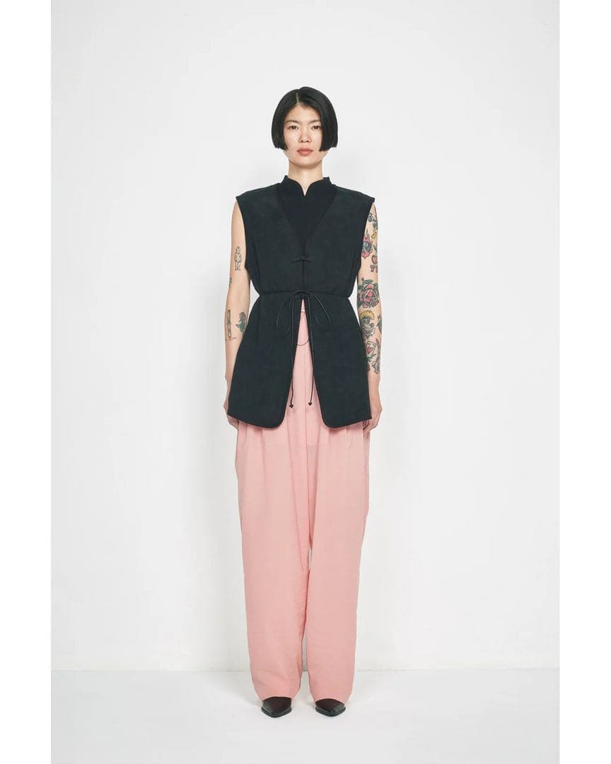 3/17まで Raised Jacquard Frog Button Vest