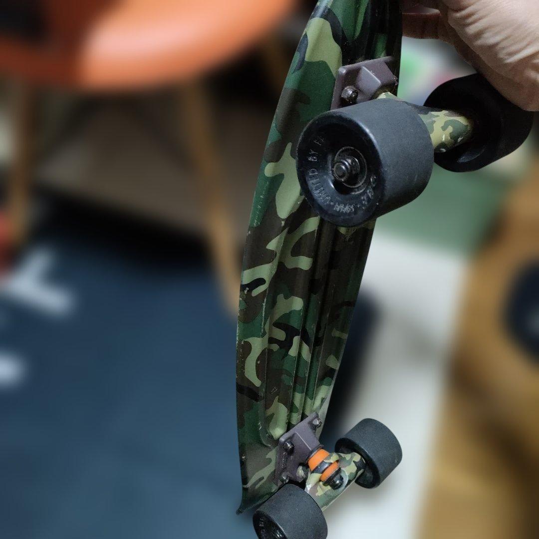 値引不可【GLOBE・グローブ】迷彩柄 スケートボード ミニクルーザー