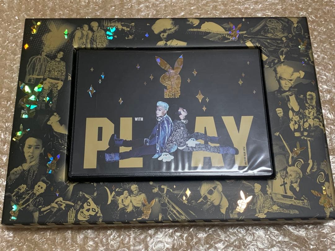 PLAY with GD&TOP DVD＋PHOTOBOOK 缶バッジ