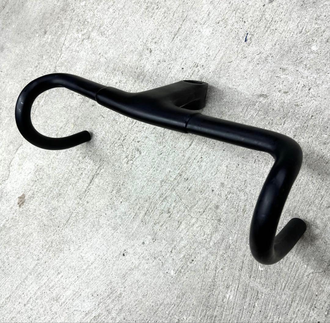 ステム一体型カーボンハンドル CANYON