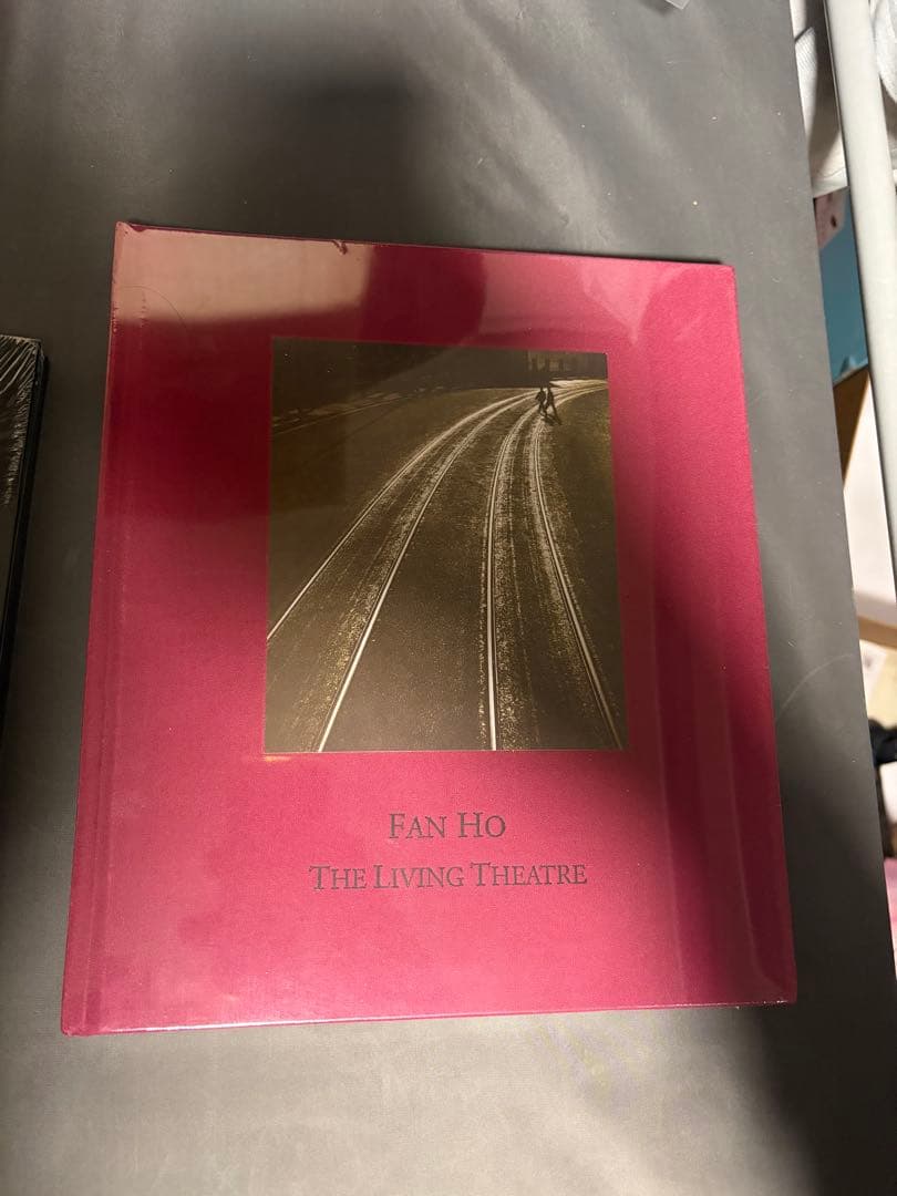 新品　未開封　FAN HO THE LIVING THEATRE