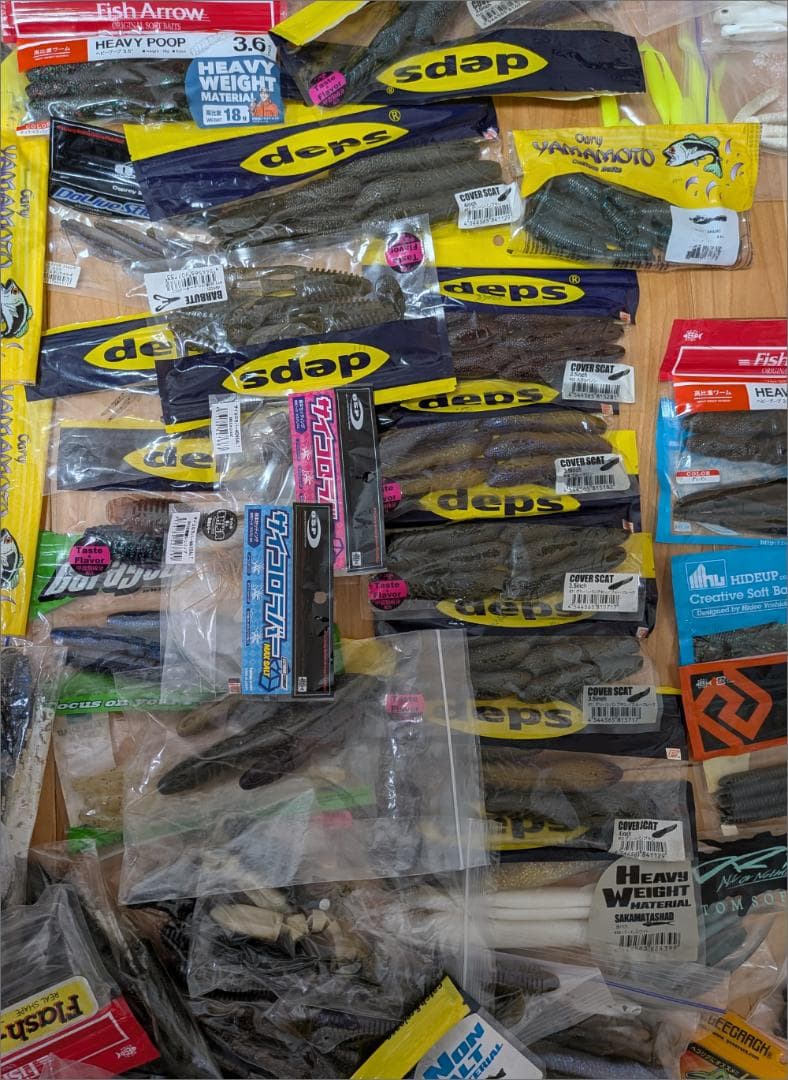 バス釣り引退セット・プラグ・ワーム大量