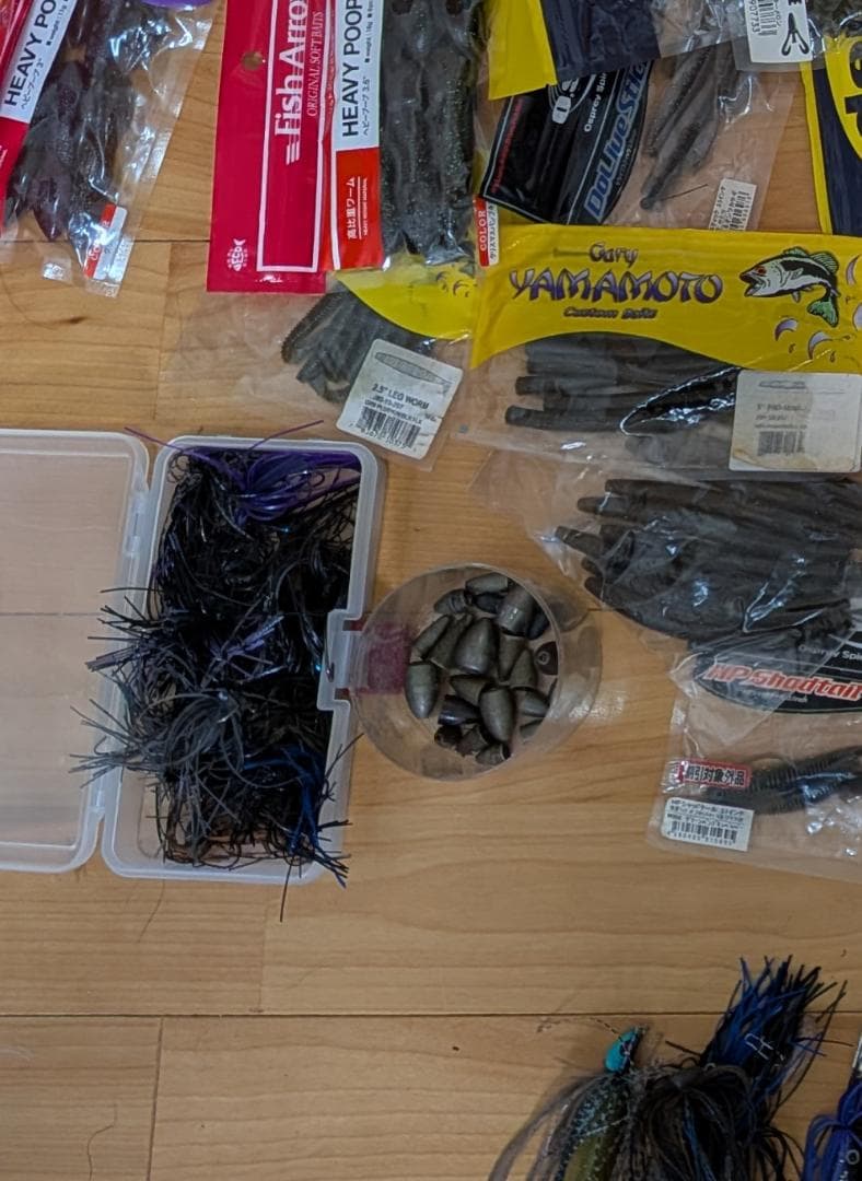 バス釣り引退セット・プラグ・ワーム大量