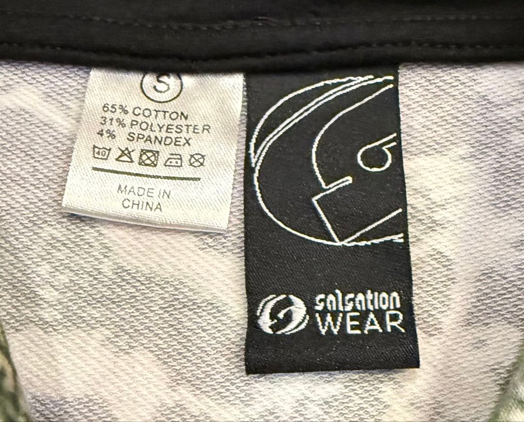 サルセーションSALSATIONカモフラージュ柄 フード付き半袖パーカー