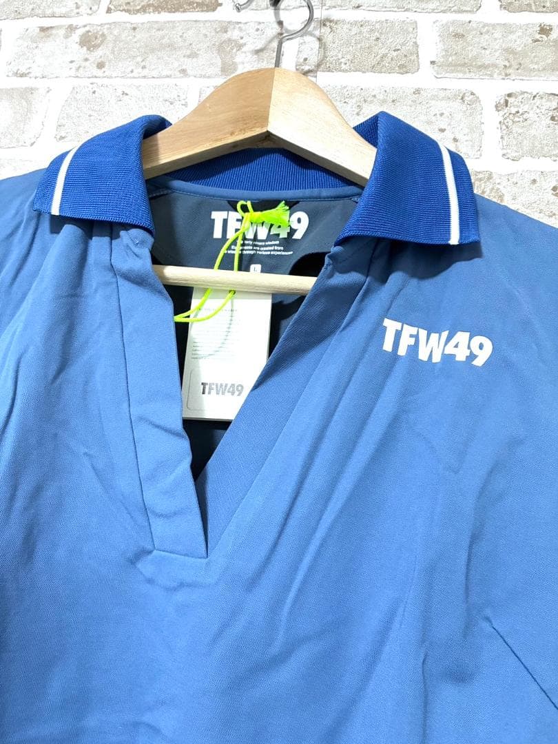 【早い者勝ち❣️】新品 TFW49 スキッパーポロシャツシャツ Lサイズ ブルー