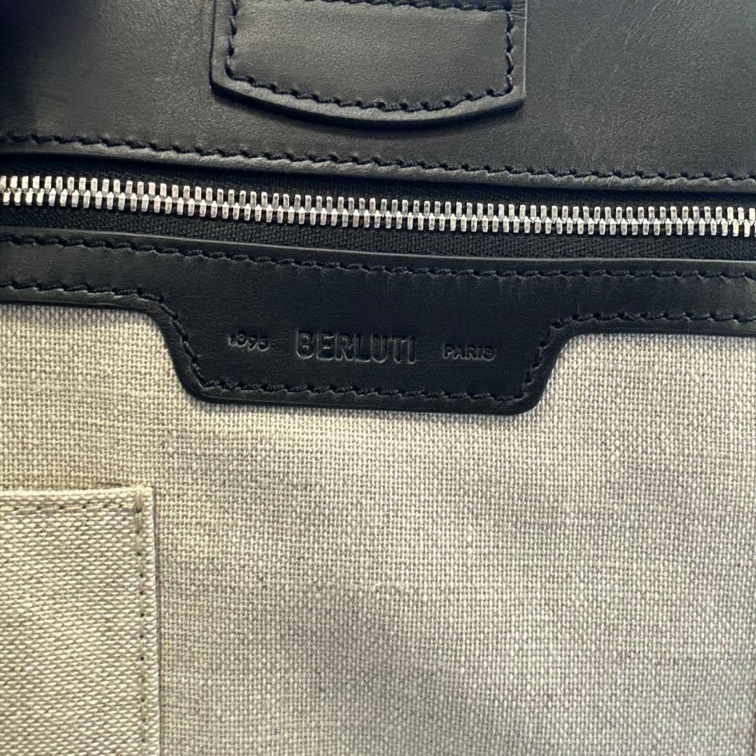 【本日限定価格】ベルルッティトゥジュール ミニ スクリットレザートート