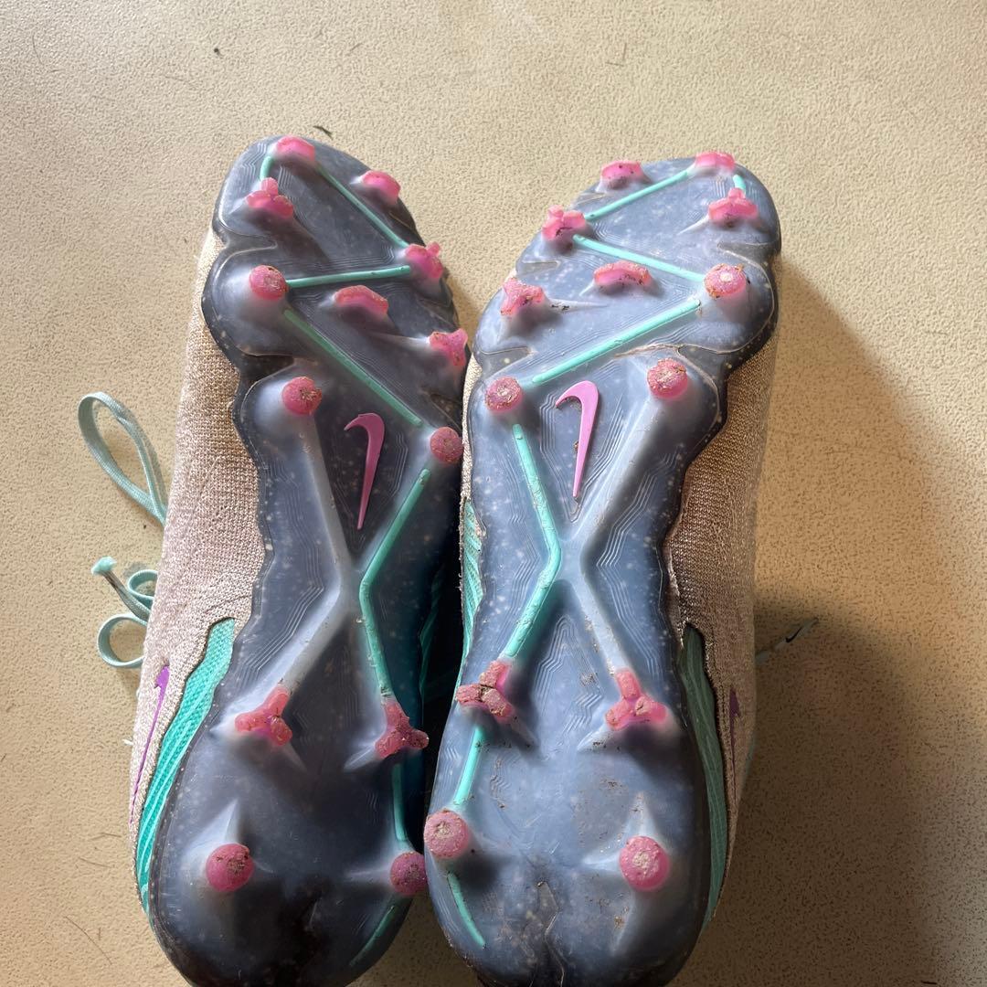 Nike Phantomgx サッカーシューズ