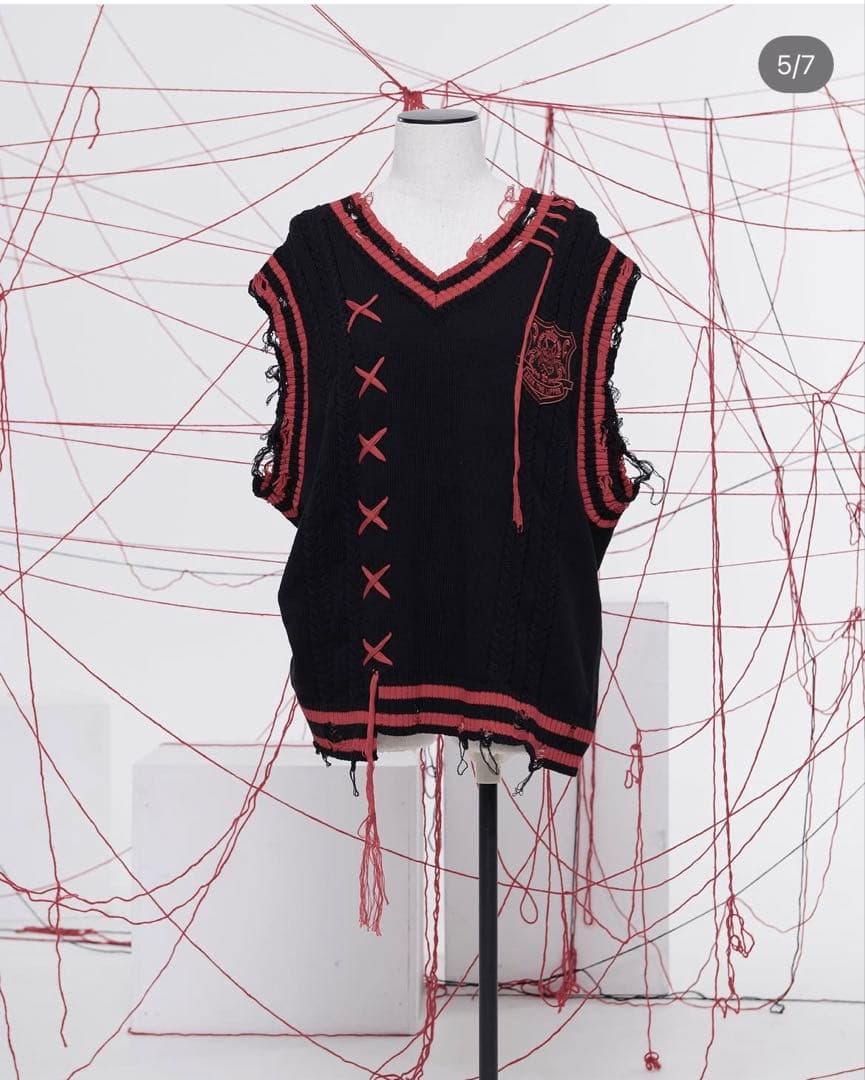 Grrr the Lipper【ガルルザリッパー】チョキ・チョキ・チョッキ