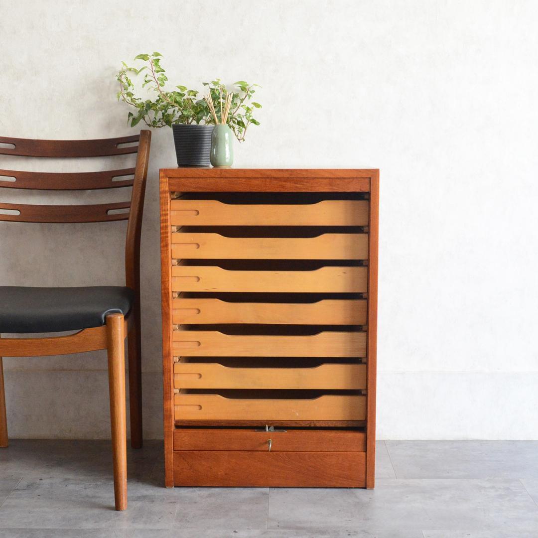 デンマーク 北欧ヴィンテージ ロールアップ シャッター ファイルキャビネット