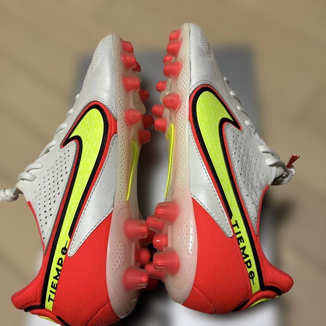 新品タグ箱袋あり　Nike ティエンポレジェンド9 HG 26cm スパイク