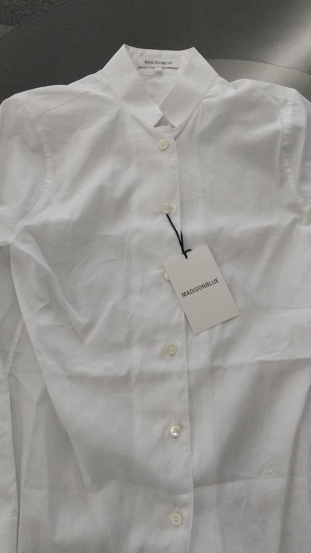 新品 未使用 MADISONBLUE スタンディング襟 マディソンブルー シャツ