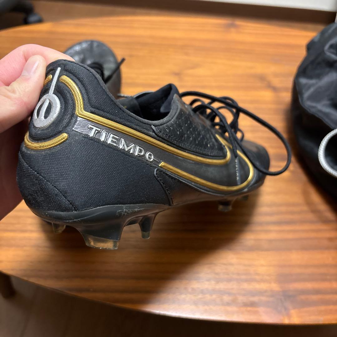 NIKEティエンポスパイク