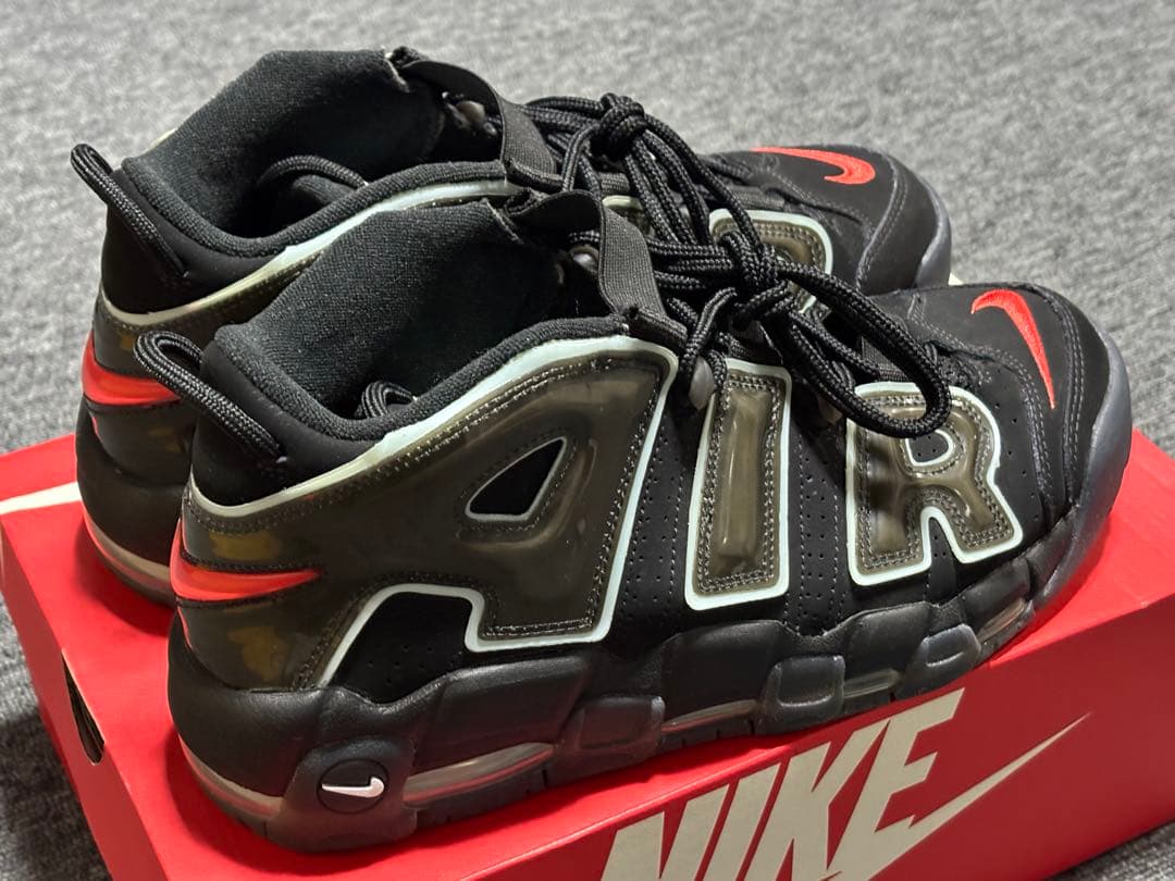NIKE AIR MORE UPTEMPO 96'・ブラック