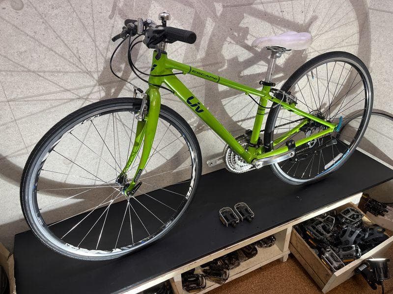 自転車本体 GIANT ESCAPE R3W Liv 2018 XXS