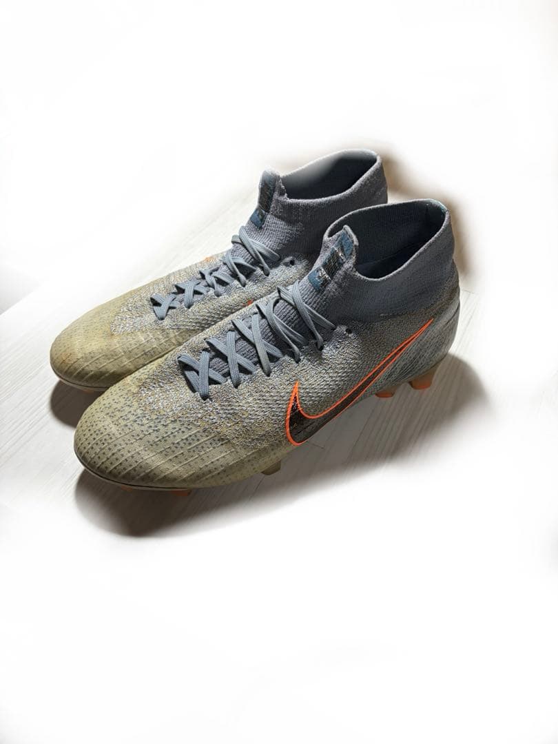 Nike サッカーシューズ ハイカット グレー/オレンジ マーキュリアル