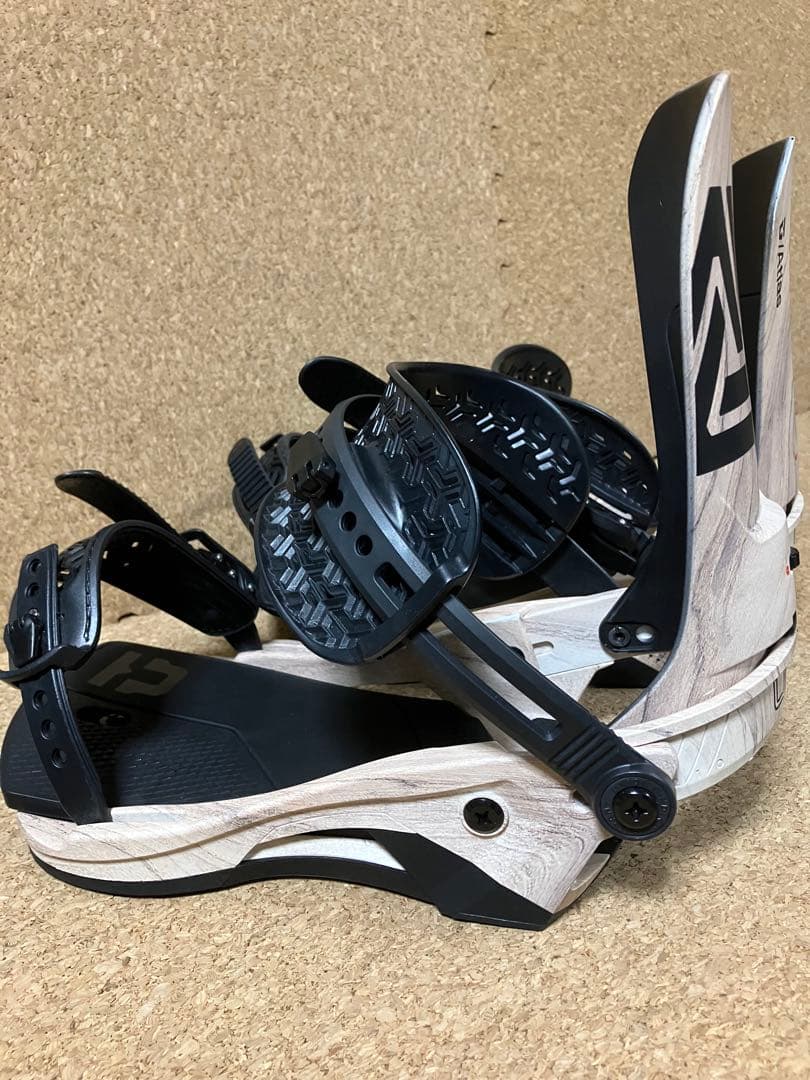 Union Atlas ビンディング 23-24 サイズM