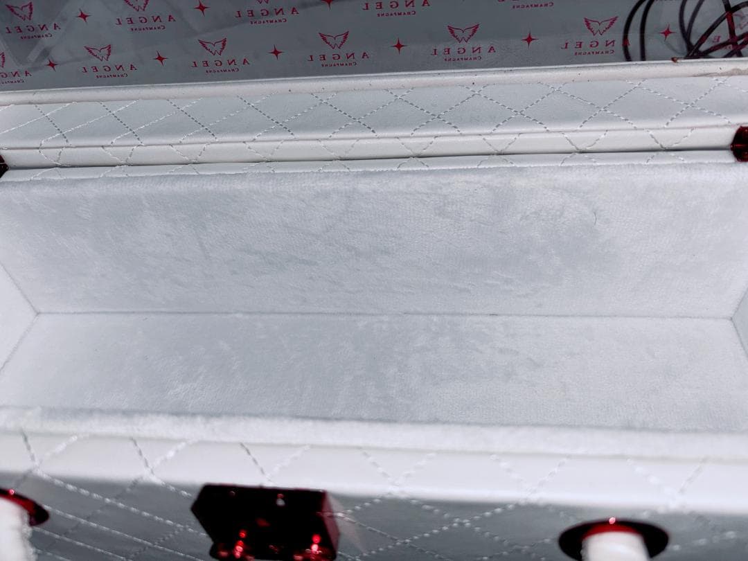 エンジェルシャンパン空箱3色セット（ホワイトキルティング調）