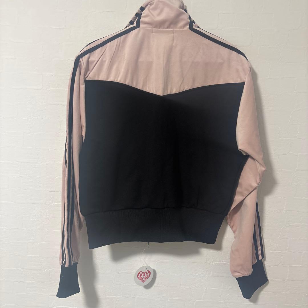 HTHのスイッチングベロアトラックジャケット