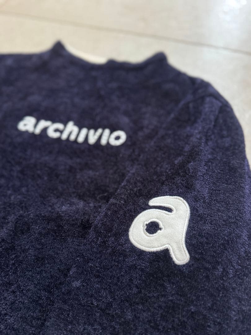 archivio アルチビオ 38ネイビー セーターロゴビジュー