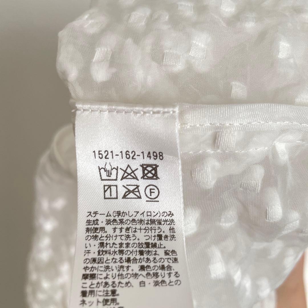 2025 ユナイテッドアローズ　バックフレアドットカトジャガードブラウス.