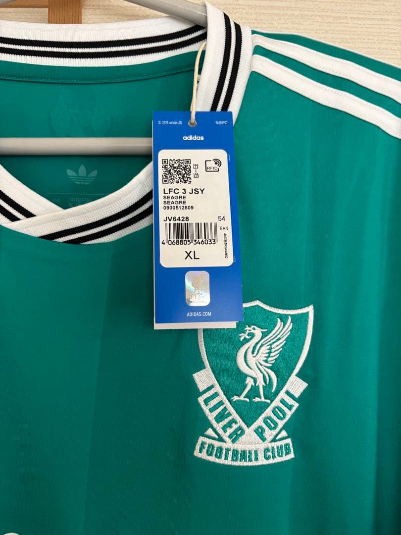 adidas／アディダス 2025-2026 リヴァプールFCサードユニフォーム