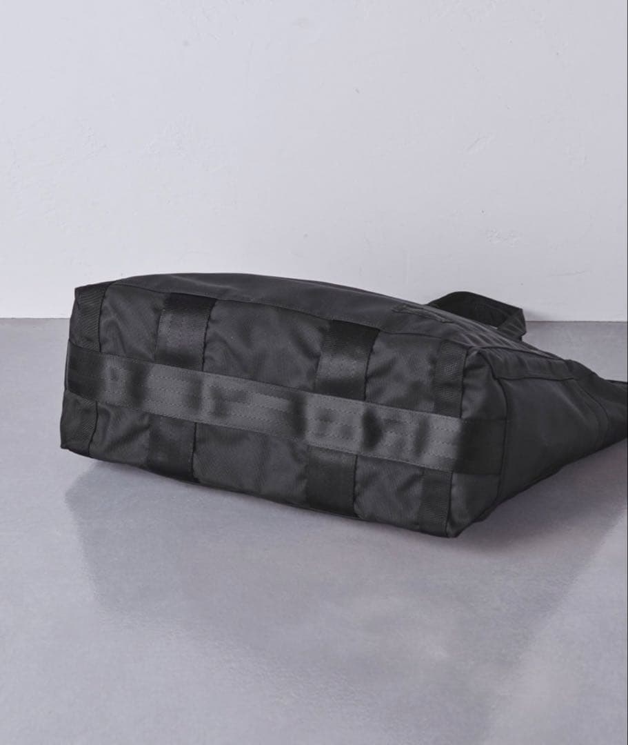 ユナイテッドアローズ別注ブリーフィング黒トートバッグ