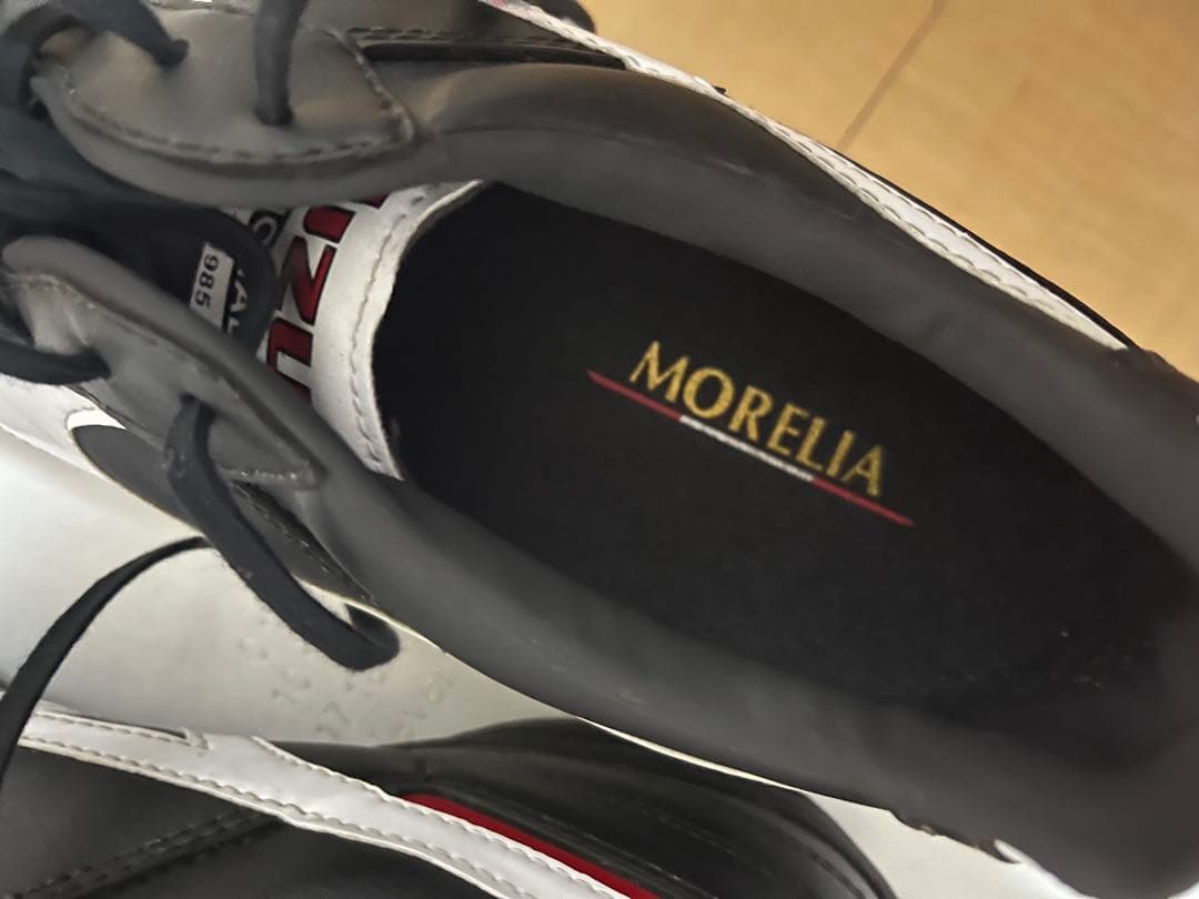 ぽ*ー様 【値下げ可】モレリア TF フットサルシューズ　ミズノ　28.5