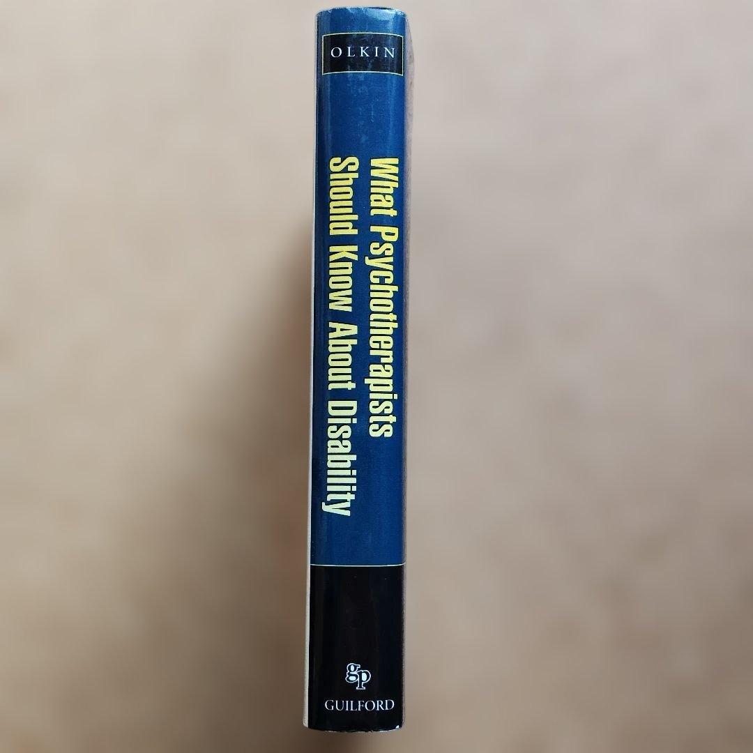 洋書 What Psychotherapists Should Know About