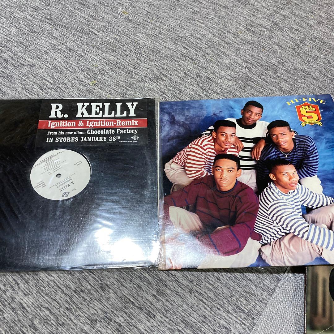 洋楽レコード12枚セット　ピンバッジ　ステッカーセット