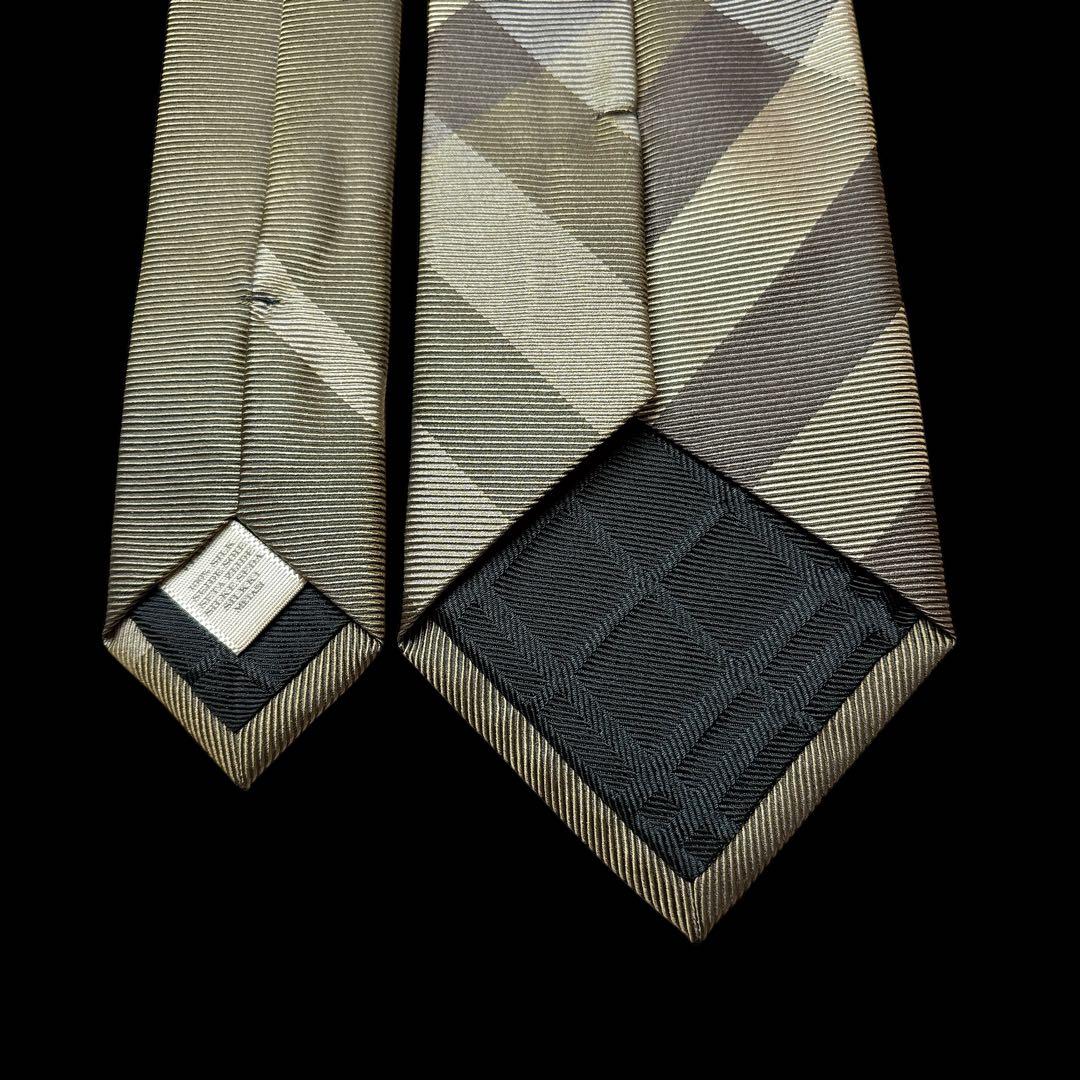 未使用近い BURBERRY ノバチェック ネクタイ カーキ ベージュ