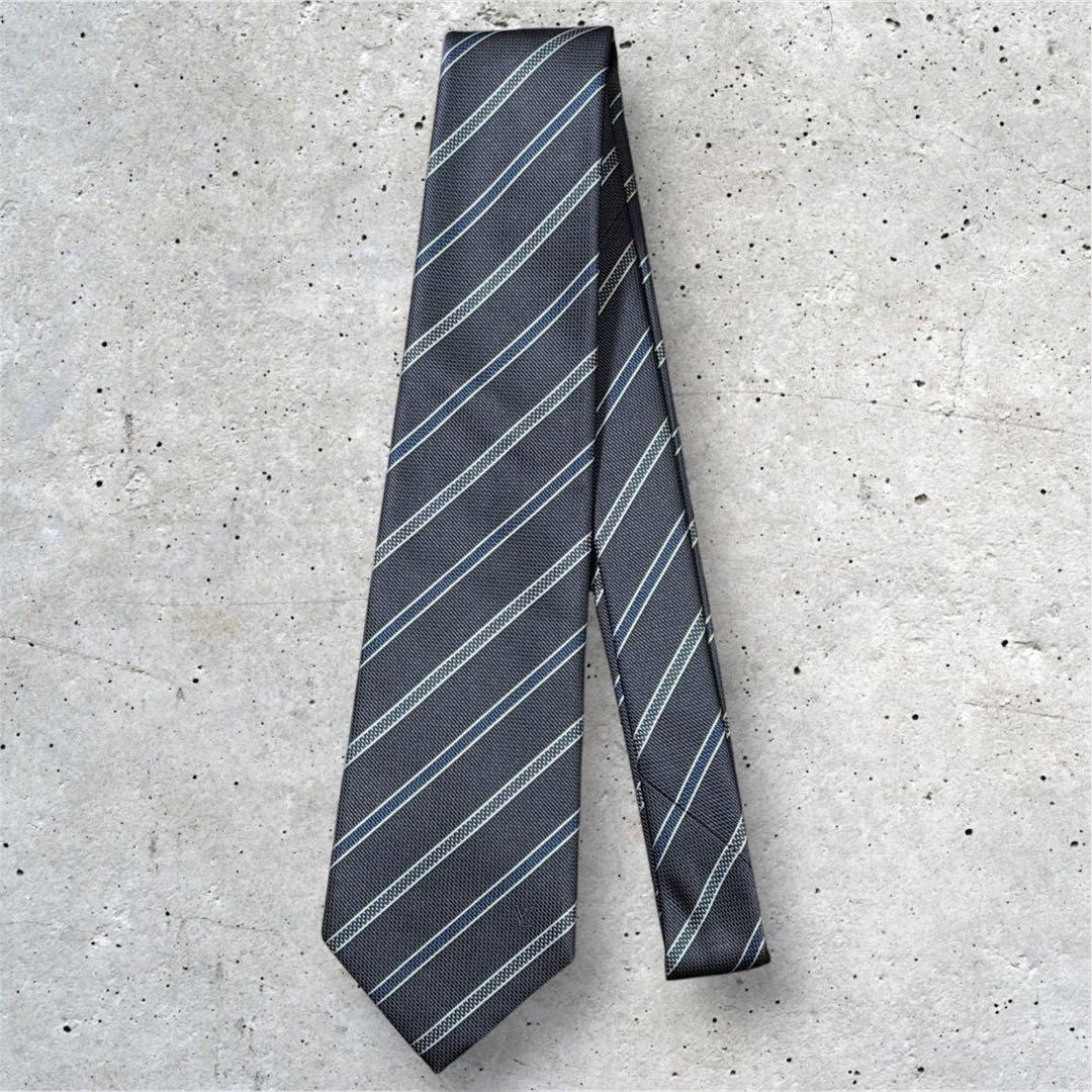 未使用 ルイヴィトン 紺 ネクタイ ストライプ柄