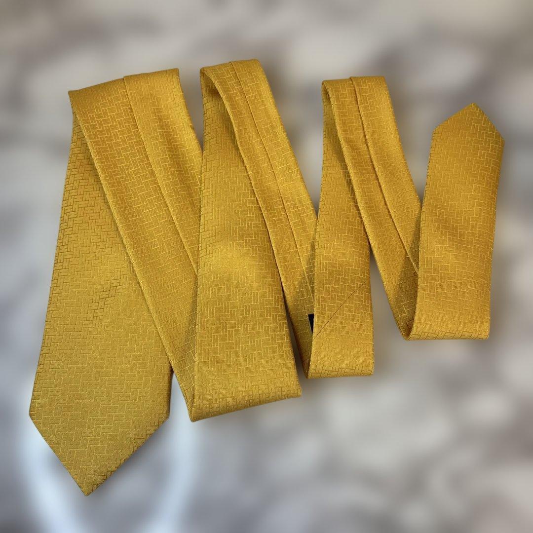 【極美品✨】HERMES ネクタイ　ファソネ　H柄　イエロー　黄色　刺繍