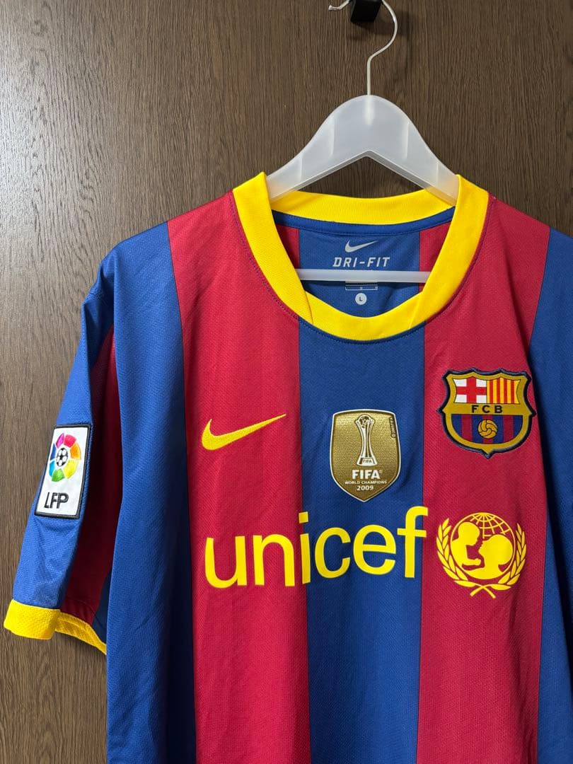 正規品ナイキ　FCバルセロナ2010/2011 メッシ10番シャツ L