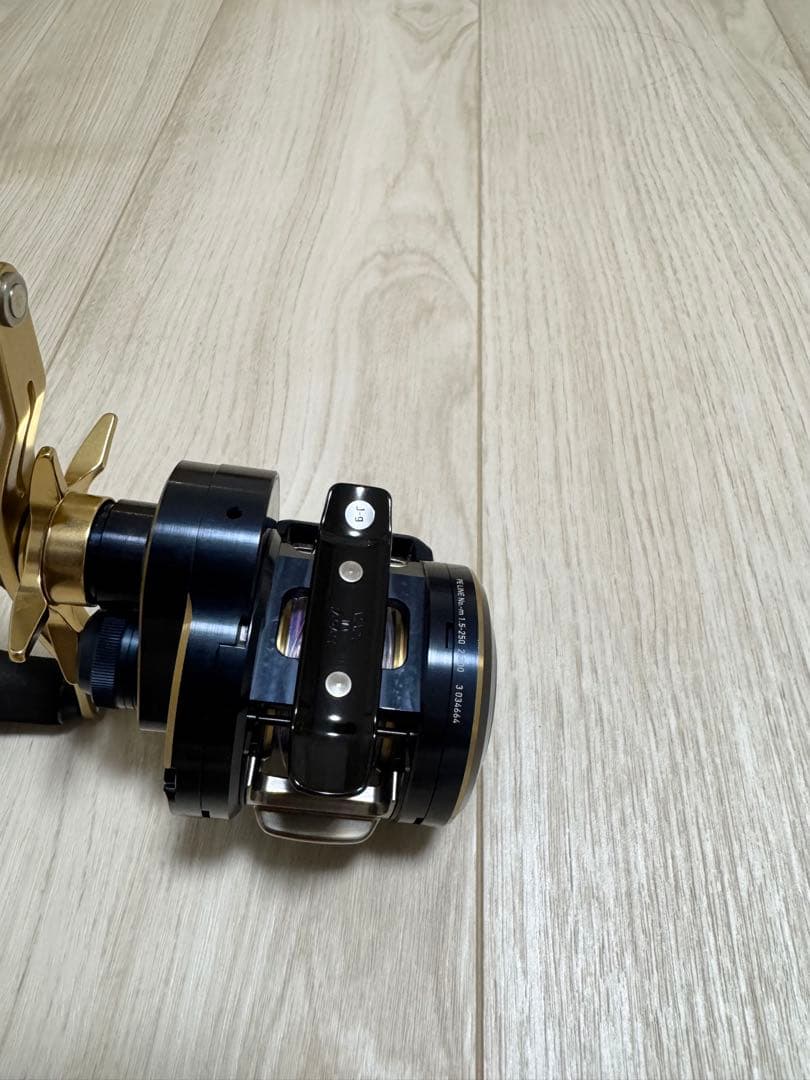 最終値下　早い者勝ち【極美品】21 ソルティガ IC 100P-DH ダイワ