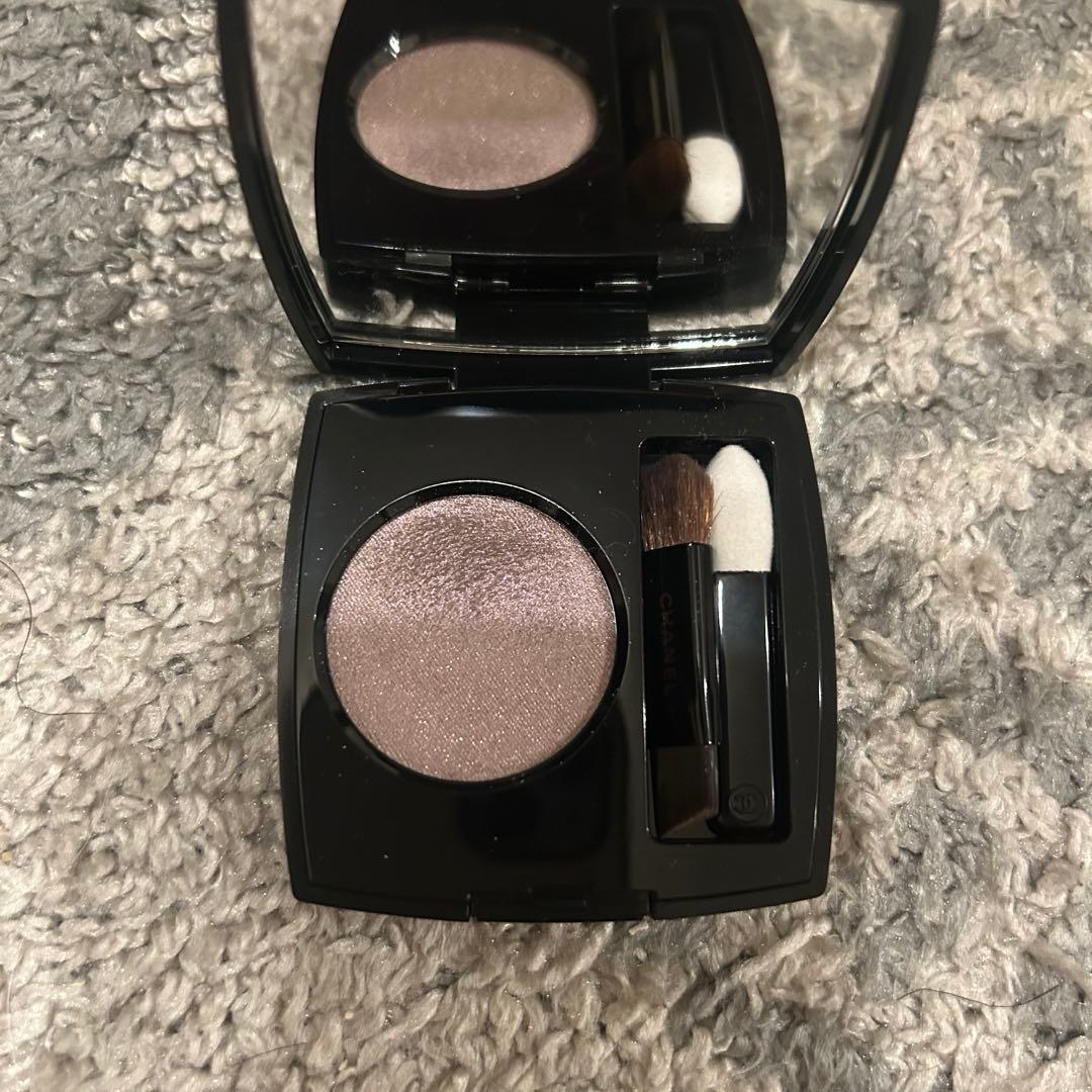 CHANEL オンブルエサンシエル　257 グリローズ