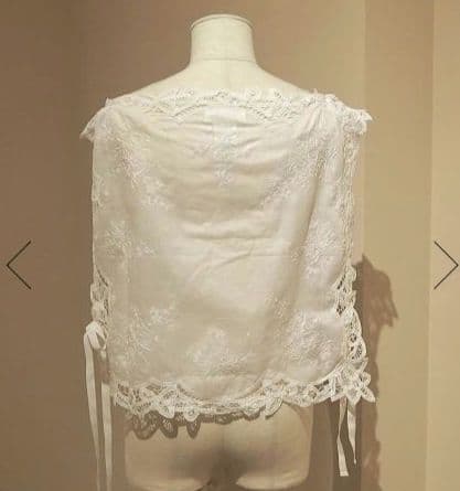 1点もの★Heriter パテンハンカチーフ レース ジレ エリテ