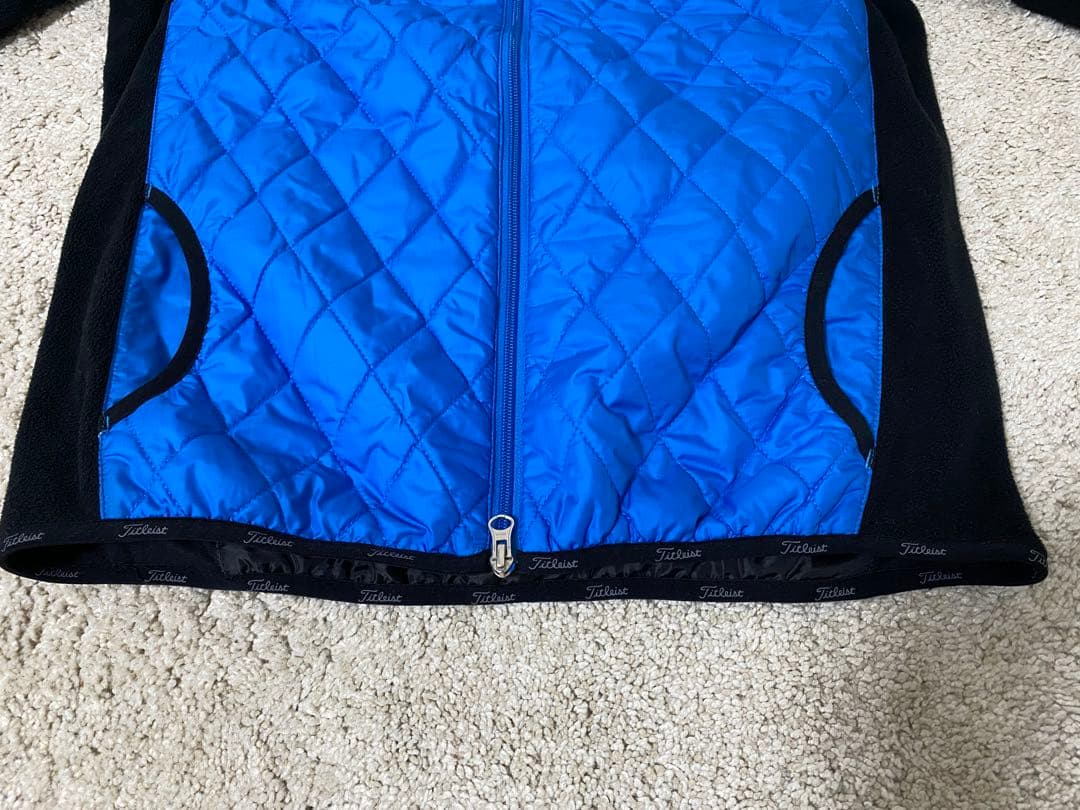 【美品】Titleist タイトリスト 中綿 キルティング フルジップ Ｌ 青