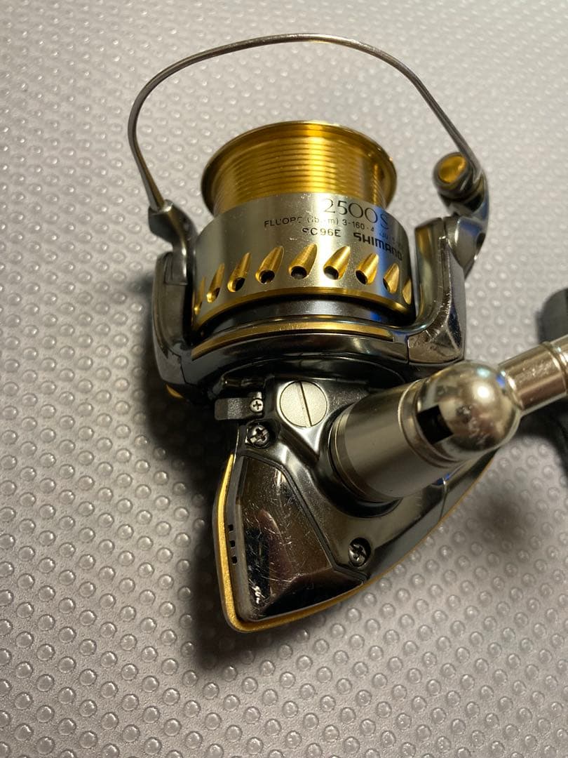 シマノ　04ステラ2500S