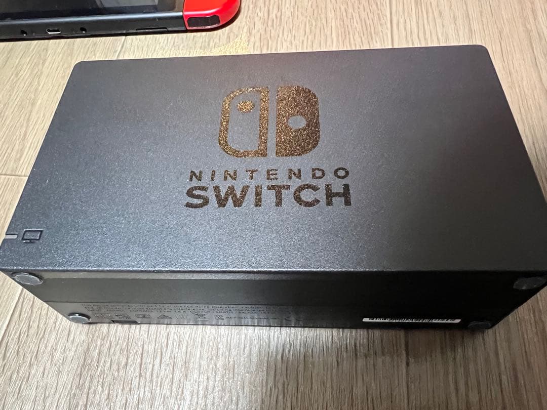 Nintendo Switch 本体 赤 プロコン、microSD128GB付